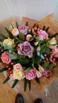 Pastel rose bouquet