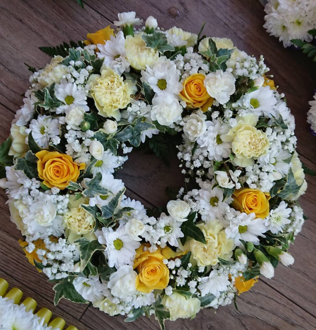White and yellow wreath